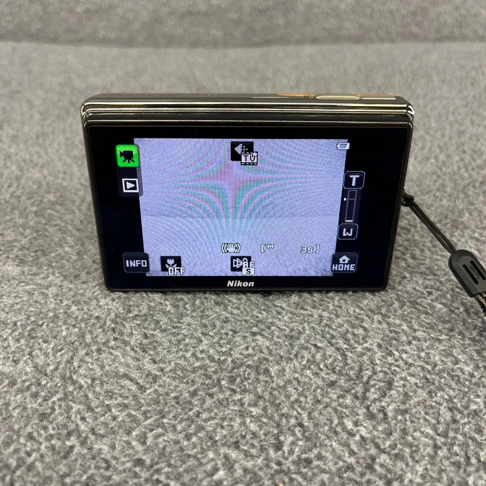 Nikon coolpix s70